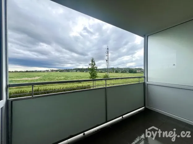 Pronájem bytu 1+kk, Olomouc - Slavonín, Topolová, 29 m2