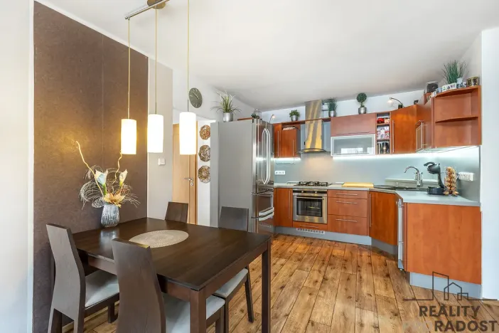 Prodej bytu 3+kk, Pardubice, Bacháčkova, 71 m2