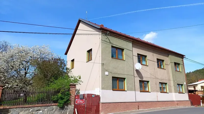 Prodej vícegeneračního domu, Borotice, 282 m2