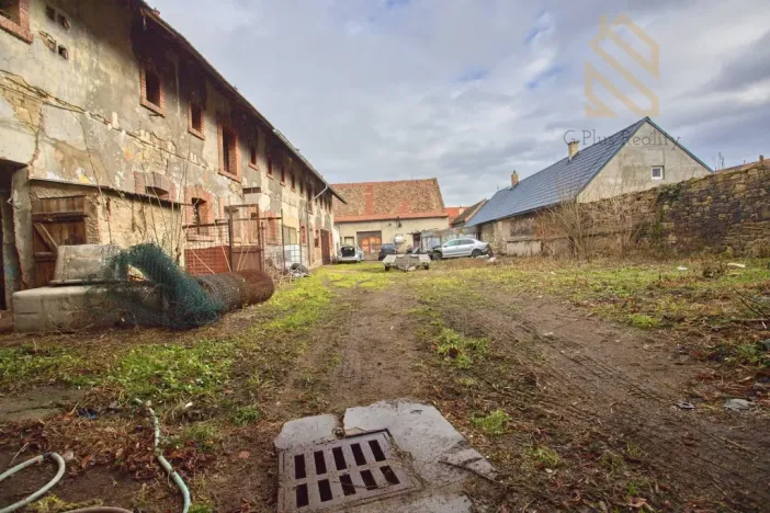 Prodej obchodního prostoru, Veltěže, Perucká, 1326 m2