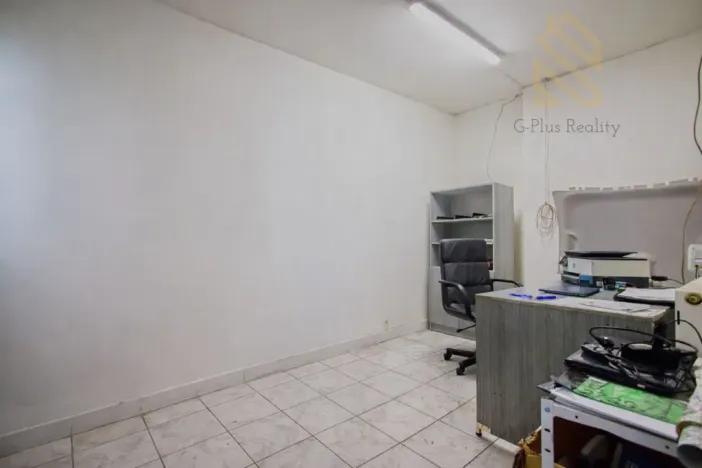 Prodej obchodního prostoru, Veltěže, Perucká, 1326 m2