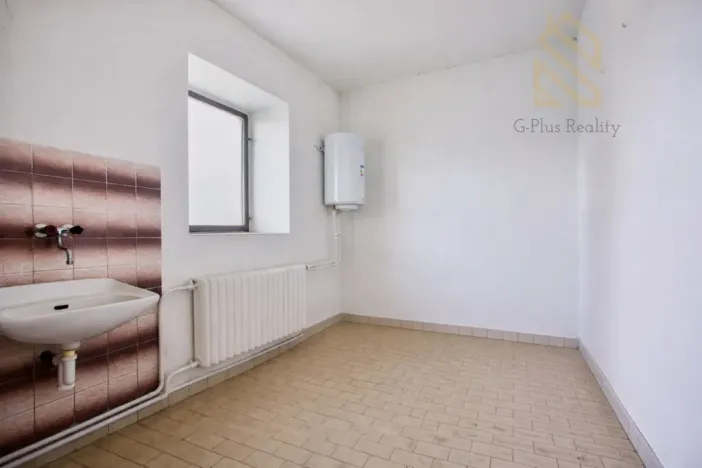 Prodej obchodního prostoru, Veltěže, Perucká, 1326 m2