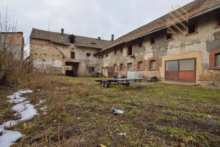 Prodej obchodního prostoru, Veltěže, Perucká, 1326 m2