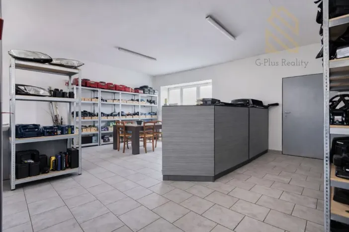 Prodej obchodního prostoru, Veltěže, Perucká, 1326 m2