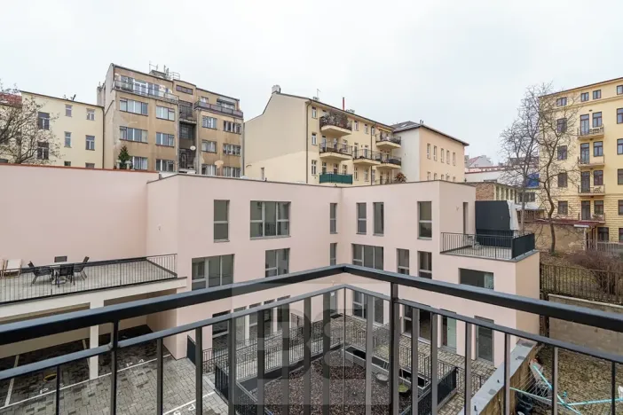 Pronájem bytu 2+kk, Praha - Vinohrady, Varšavská, 48 m2