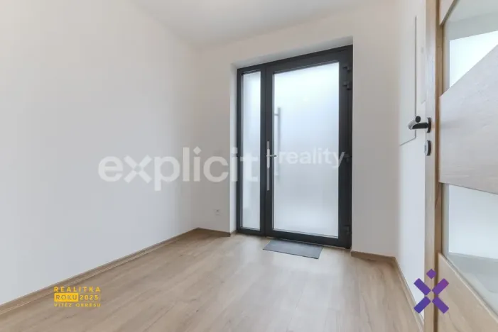 Prodej bytu 3+kk, Ostrožská Nová Ves, U Svatých, 76 m2