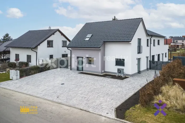 Prodej bytu 3+kk, Ostrožská Nová Ves, U Svatých, 81 m2