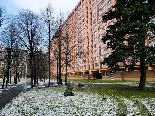 Prodej bytu 3+1, Praha - Kobylisy, Rajmonova, 70 m2