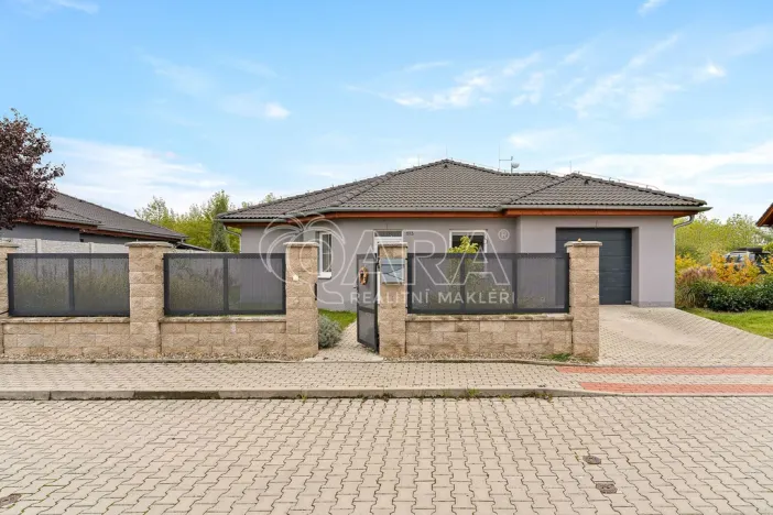 Prodej rodinného domu, Postřižín, Jelení, 169 m2