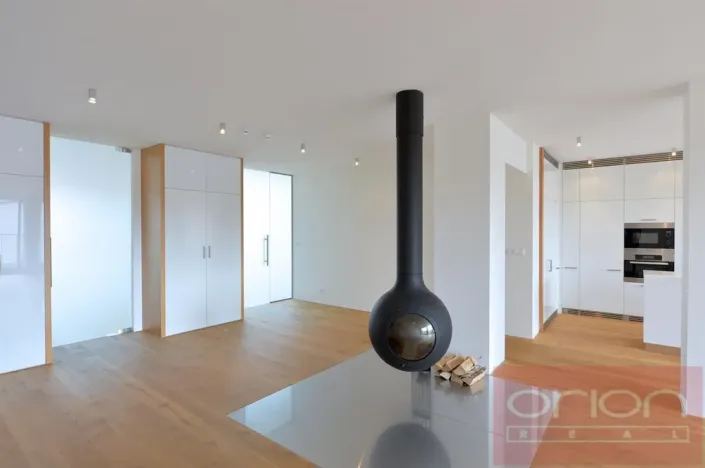 Pronájem bytu 4+kk, Praha - Vinohrady, Laubova, 454 m2