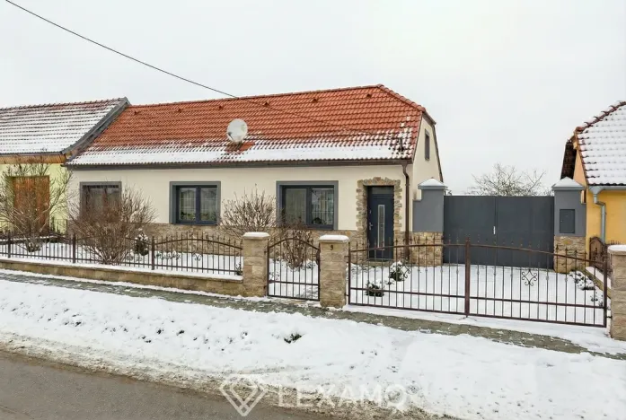 Prodej rodinného domu, Morašice, 175 m2