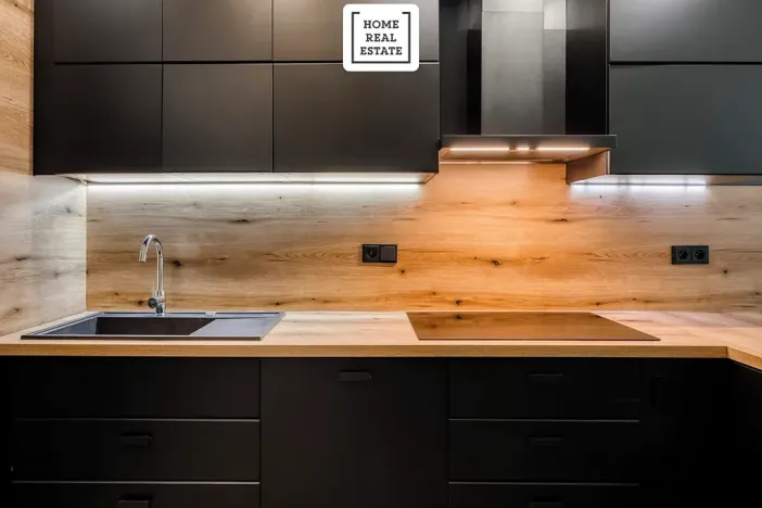 Prodej bytu 3+kk, Praha - Strašnice, Zvěřinova, 97 m2