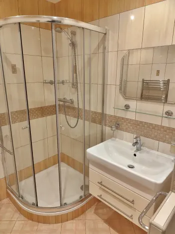 Pronájem bytu 2+1, Jablonec nad Nisou, Křišťálová, 63 m2