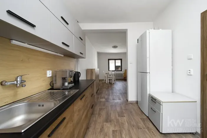 Prodej rodinného domu, Čerňovice, 140 m2