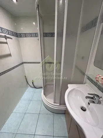 Pronájem bytu 3+1, Rokycany, K Řece, 76 m2