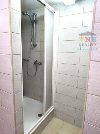 Pronájem kanceláře, Uničov, Litovelská, 1500 m2