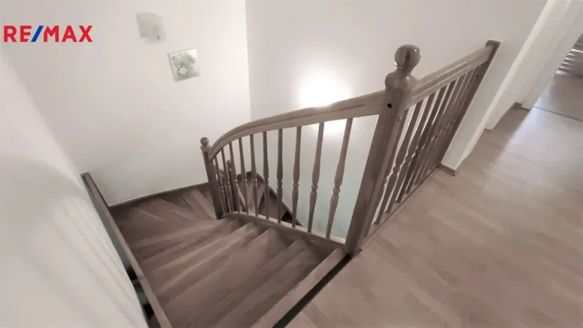 Pronájem bytu 3+1, Karlovy Vary, Mariánskolázeňská, 120 m2