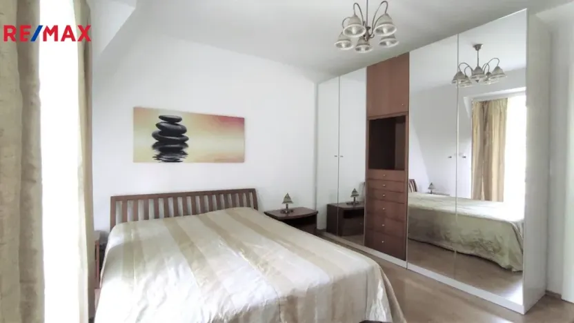 Pronájem bytu 3+1, Karlovy Vary, Mariánskolázeňská, 120 m2