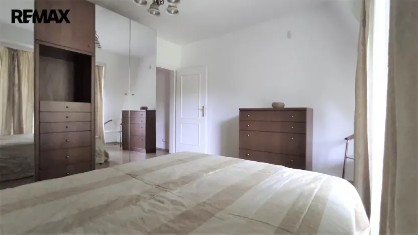 Pronájem bytu 3+1, Karlovy Vary, Mariánskolázeňská, 120 m2