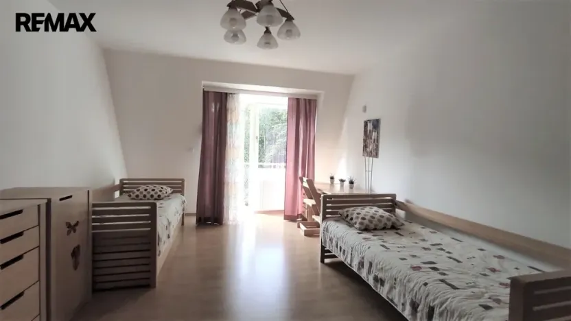 Pronájem bytu 3+1, Karlovy Vary, Mariánskolázeňská, 120 m2