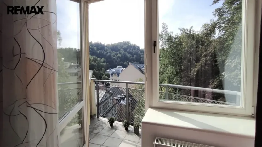 Pronájem bytu 3+1, Karlovy Vary, Mariánskolázeňská, 120 m2