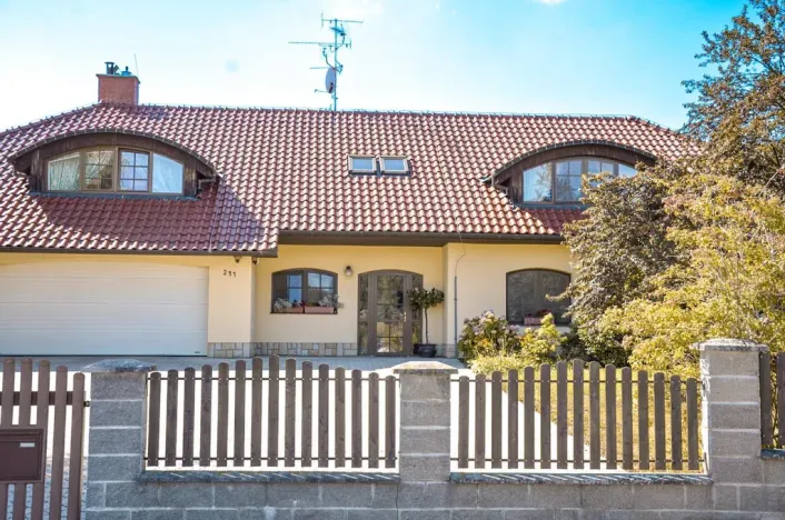 Prodej vícegeneračního domu, Olšany, 392 m2