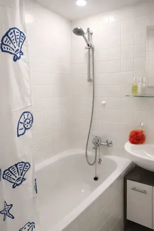 Pronájem bytu 2+kk, Praha - Smíchov, Ostrovského, 49 m2