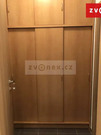 Pronájem bytu 1+1, Zlín, Křiby, 36 m2