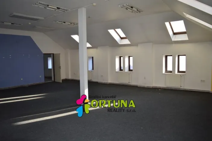 Prodej činžovního domu, České Budějovice - České Budějovice 1, Krajinská, 1563 m2