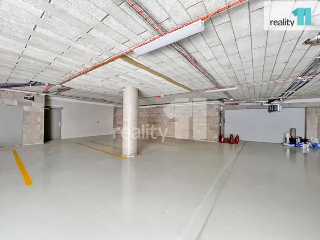 Pronájem bytu 2+kk, Liberec - Liberec II-Nové Město, Papírová, 74 m2