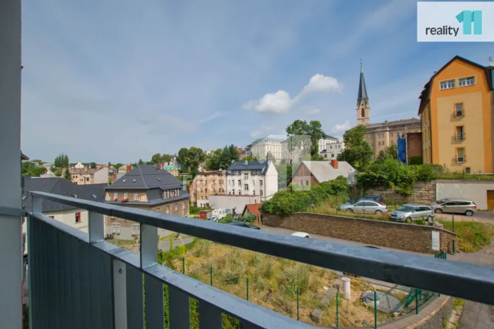 Pronájem bytu 2+kk, Liberec - Liberec II-Nové Město, Papírová, 74 m2