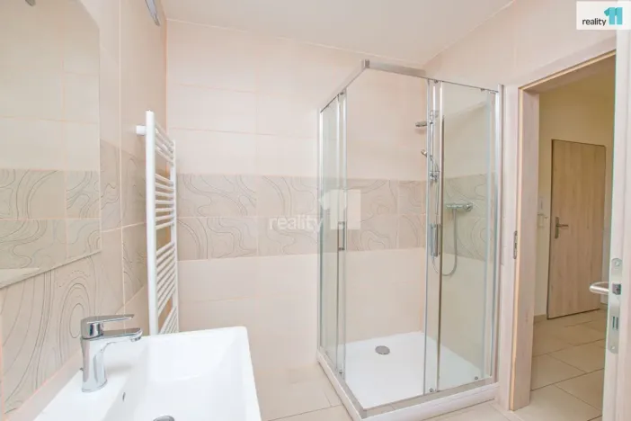 Pronájem bytu 2+kk, Liberec - Liberec II-Nové Město, Papírová, 74 m2