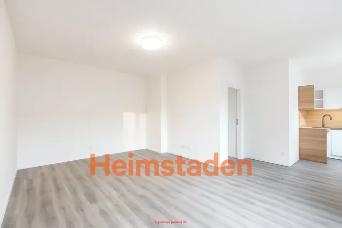 Pronájem komerční nemovitosti, Havířov - Město, nám. Republiky, 34 m2