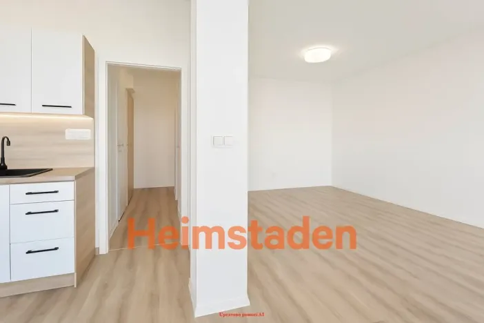 Pronájem bytu 1+kk, Havířov - Město, nám. Republiky, 34 m2