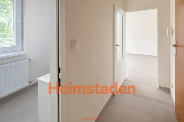 Pronájem bytu 1+kk, Havířov - Prostřední Suchá, Kapitána Jasioka, 28 m2