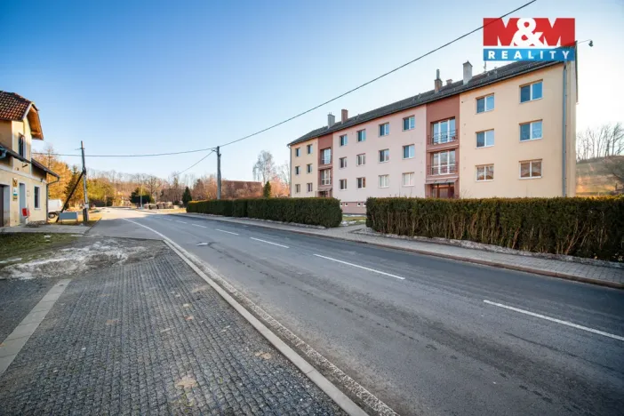 Prodej bytu 3+1, Čistá, 70 m2