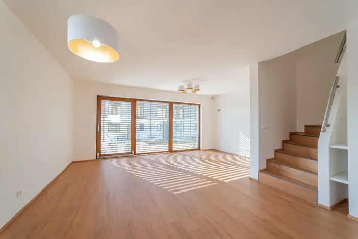 Prodej bytu 4+kk, Mořina, 106 m2