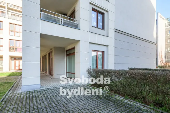 Pronájem bytu 1+kk, Praha - Dejvice, Heinemannova, 49 m2