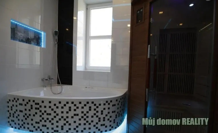 Pronájem bytu 4+kk, Praha - Smíchov, Plzeňská, 100 m2