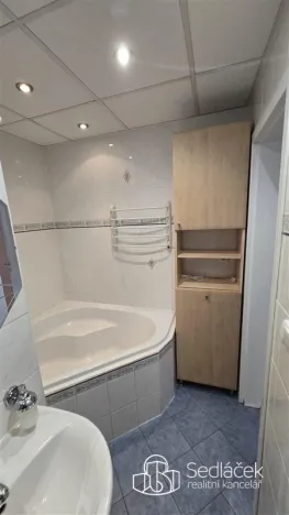 Pronájem bytu 3+1, Sokolov, Slovenská, 73 m2