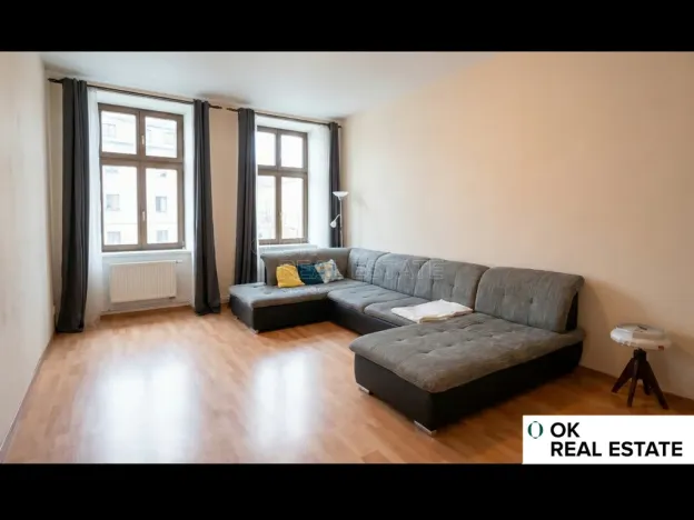 Pronájem bytu 2+1, Rýmařov, náměstí Míru, 77 m2