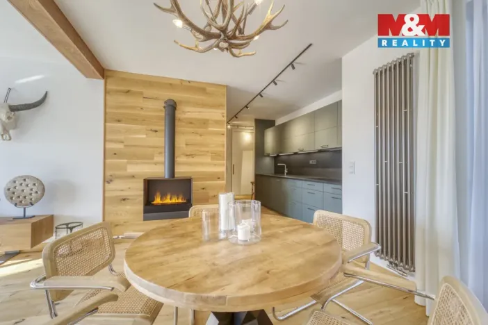 Prodej bytu 2+kk, Špindlerův Mlýn, 75 m2