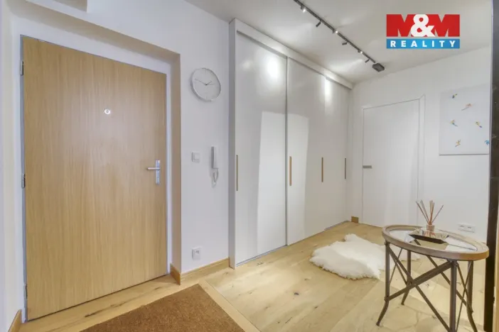 Prodej bytu 2+kk, Špindlerův Mlýn, 75 m2