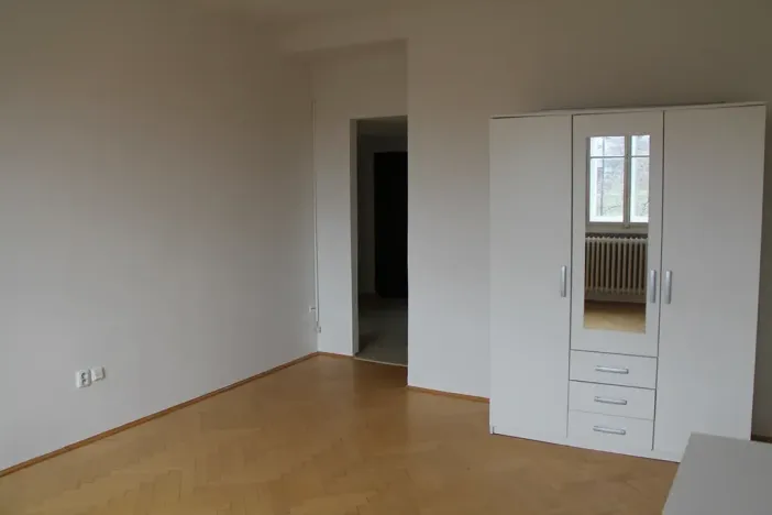 Pronájem bytu 1+1, Praha - Nusle, náměstí Hrdinů, 45 m2