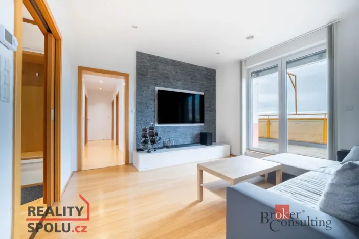 Prodej bytu 3+kk, Pohořelice, Znojemská, 89 m2