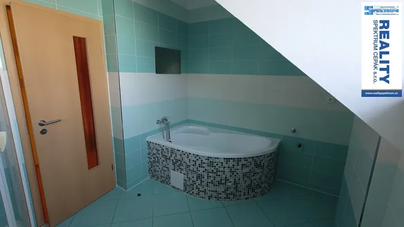 Pronájem bytu 3+kk, České Budějovice, J. Š. Baara, 99 m2