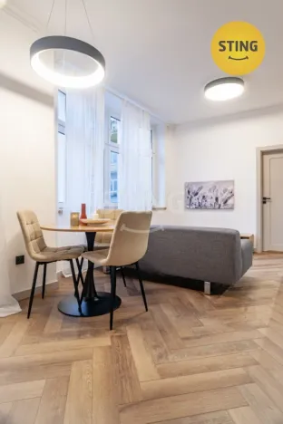 Pronájem bytu 2+kk, Ostrava, Nádražní, 47 m2