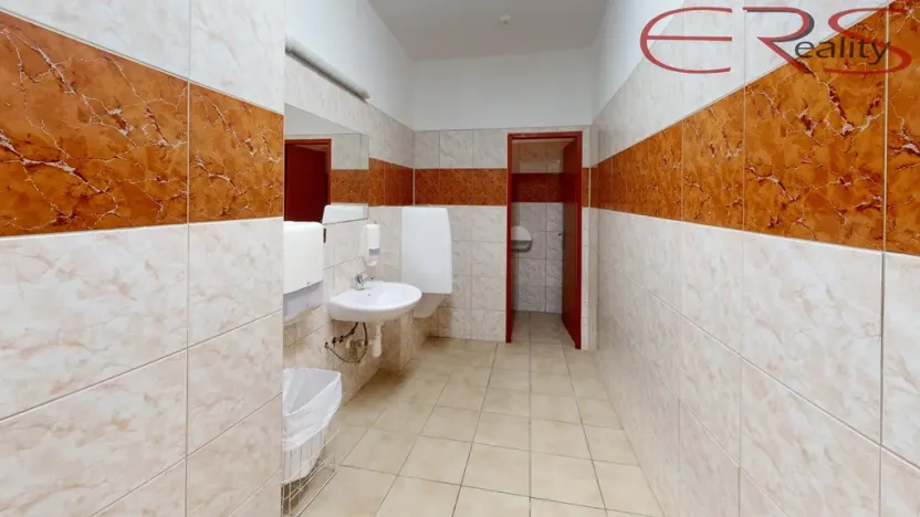 Pronájem kanceláře, Mladá Boleslav - Mladá Boleslav IV, 1800 m2