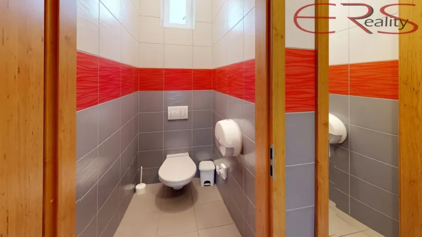 Pronájem kanceláře, Mladá Boleslav - Mladá Boleslav IV, 1800 m2