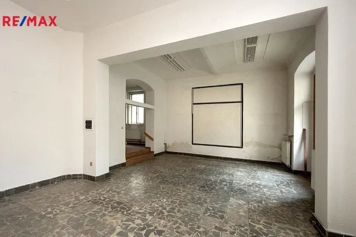 Pronájem obchodního prostoru, Písek, Chelčického, 183 m2